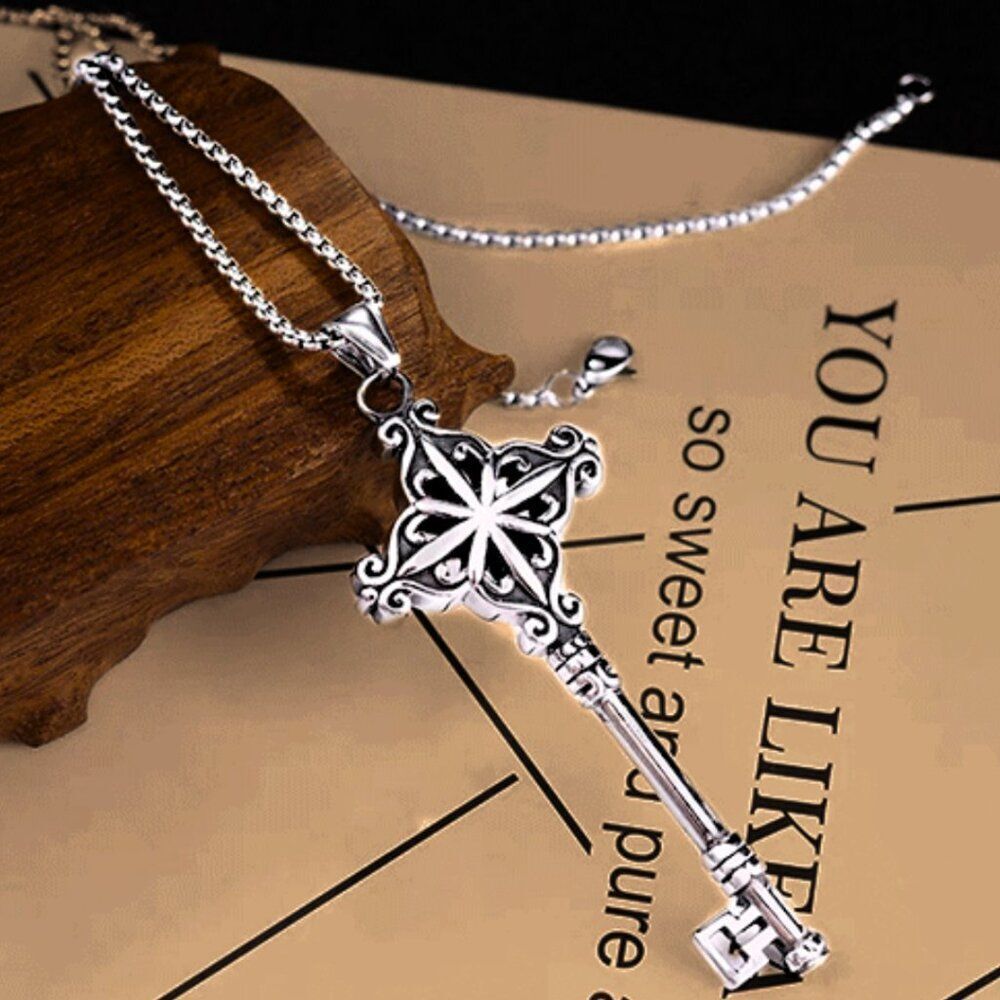 NWT Gothic Key Necklace Stainless Steel Fleur De Lis Pendant Punk Alt